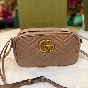 Gucci Marmont Matelassé Camera Bag in Taupe with Gold GG